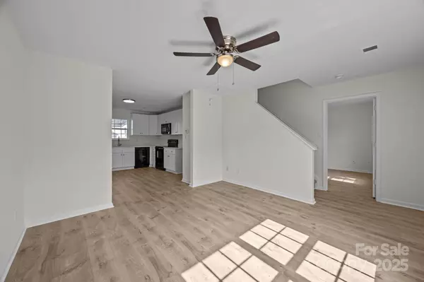 Charlotte, NC 28217,3527 Crestridge DR