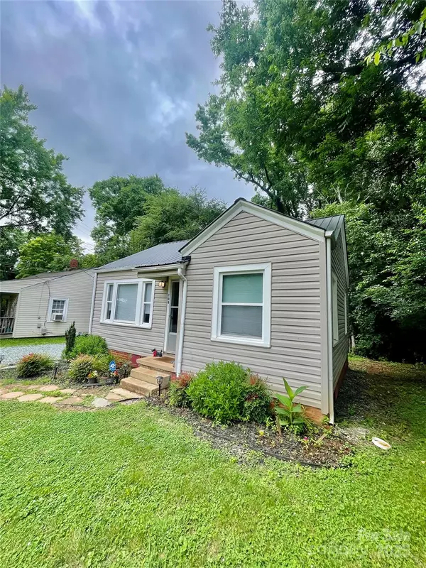 Lexington, NC 27292,106 Peacock AVE