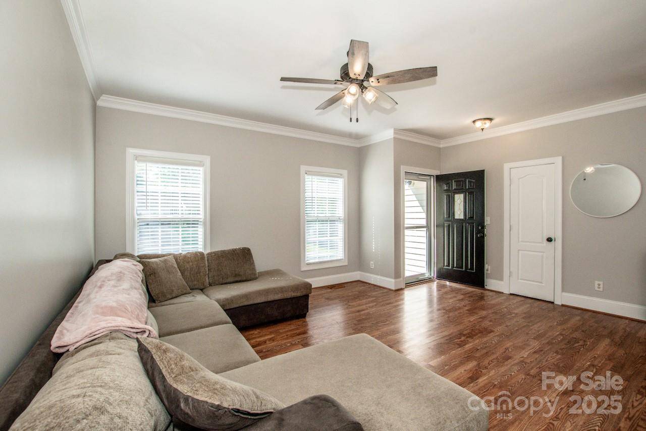 Troutman, NC 28166,146 Valley Glen DR