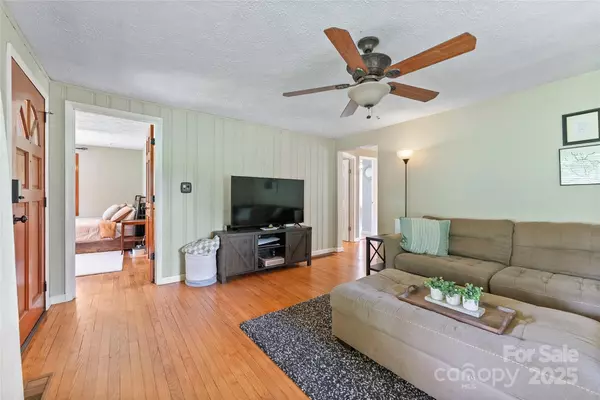 Arden, NC 28704,63 McDonald RD