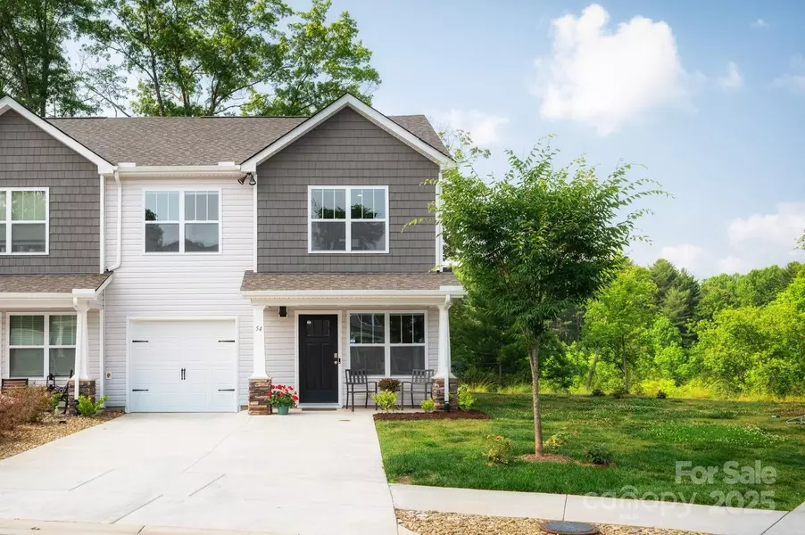 54 Malcolm CT, Candler, NC 28715