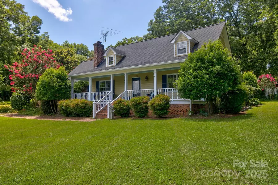 205 N Lee ST, Jefferson, SC 29718