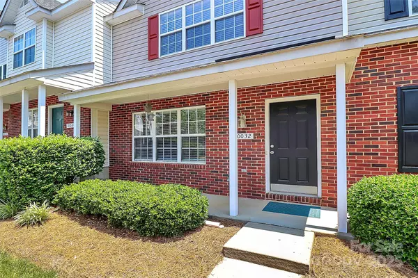 Charlotte, NC 28213,10032 Pergola View CT