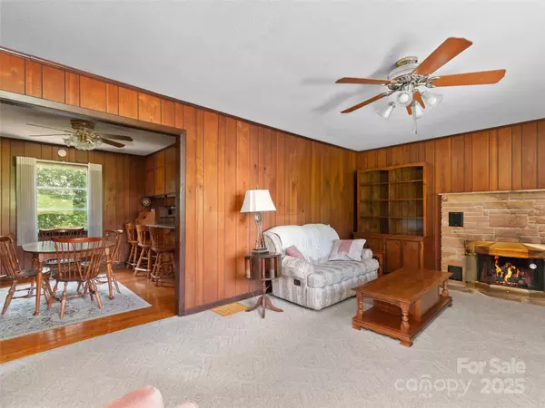 Franklin, NC 28734,167 Panorama DR