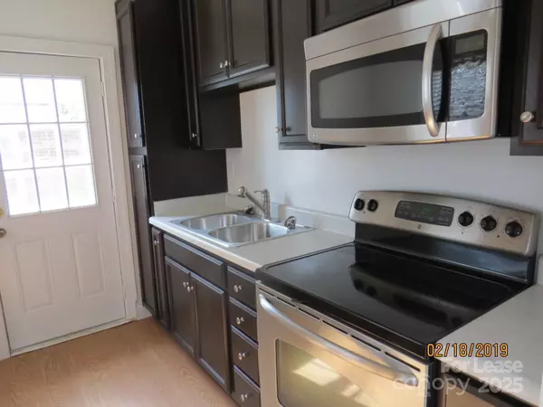 Charlotte, NC 28205,943 Norland RD #A