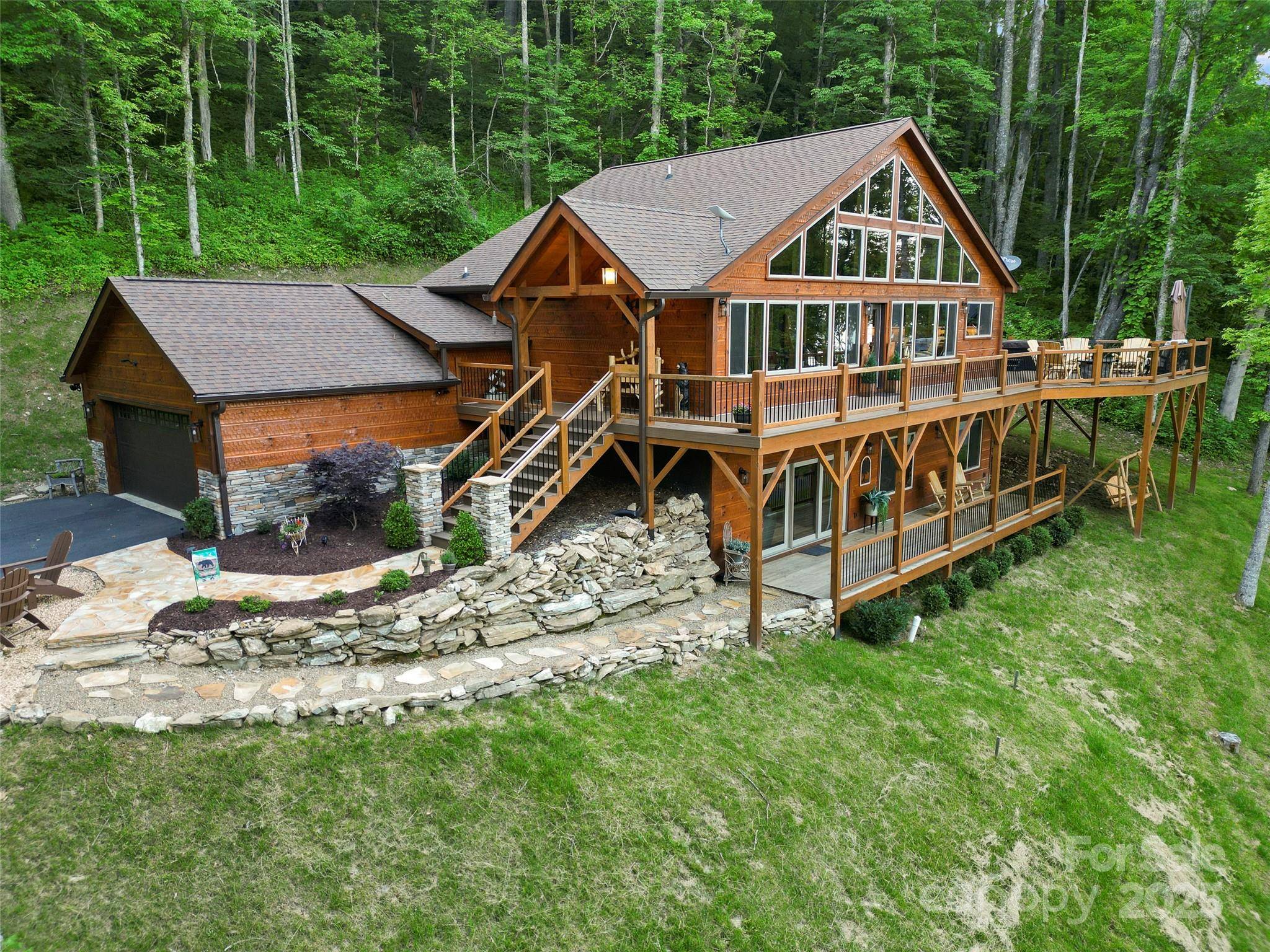 Maggie Valley, NC 28751,85 Iga TRL