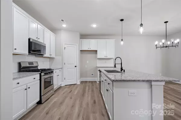 Charlotte, NC 28214,12526 Susanna DR