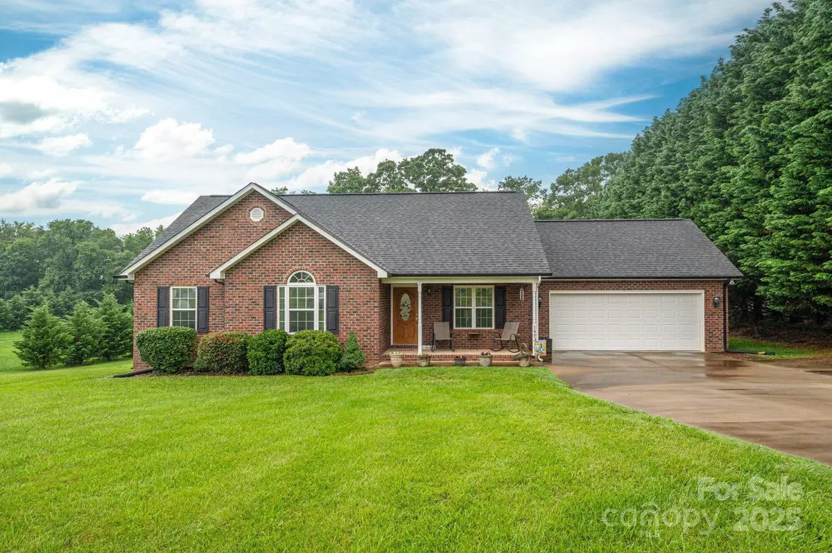 Lincolnton, NC 28092,1483 Dawnview LN