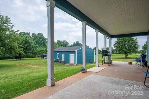 Crouse, NC 28033,3103 Richview DR