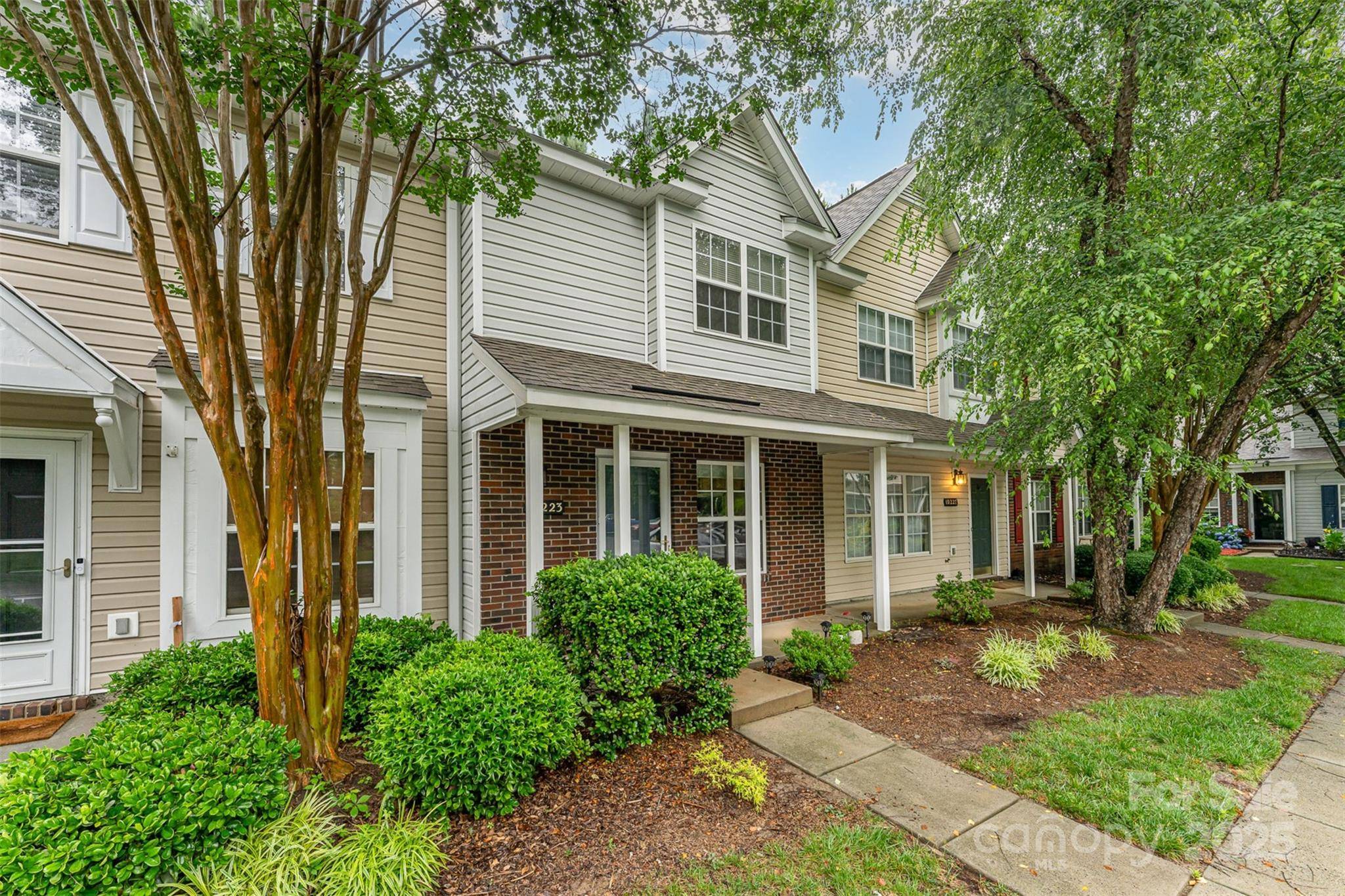 Charlotte, NC 28216,10223 Reindeer Way LN