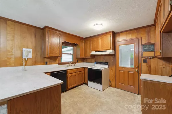 Concord, NC 28025,46 Donna Dale AVE SE