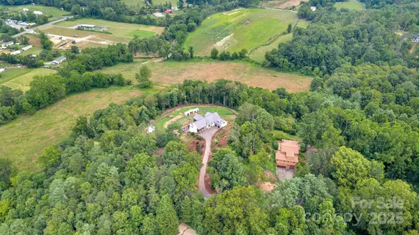Fairview, NC 28730,23 Windy RDG