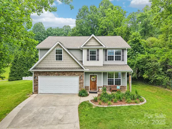 Hendersonville, NC 28791,22 Streamside DR