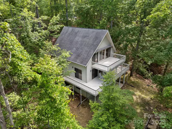 Saluda, NC 28773,43 Hungryneck Hollow LN