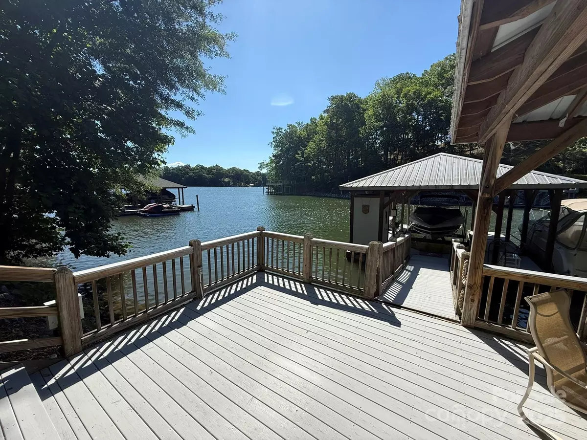 Catawba, NC 28609,8457 Marina LN