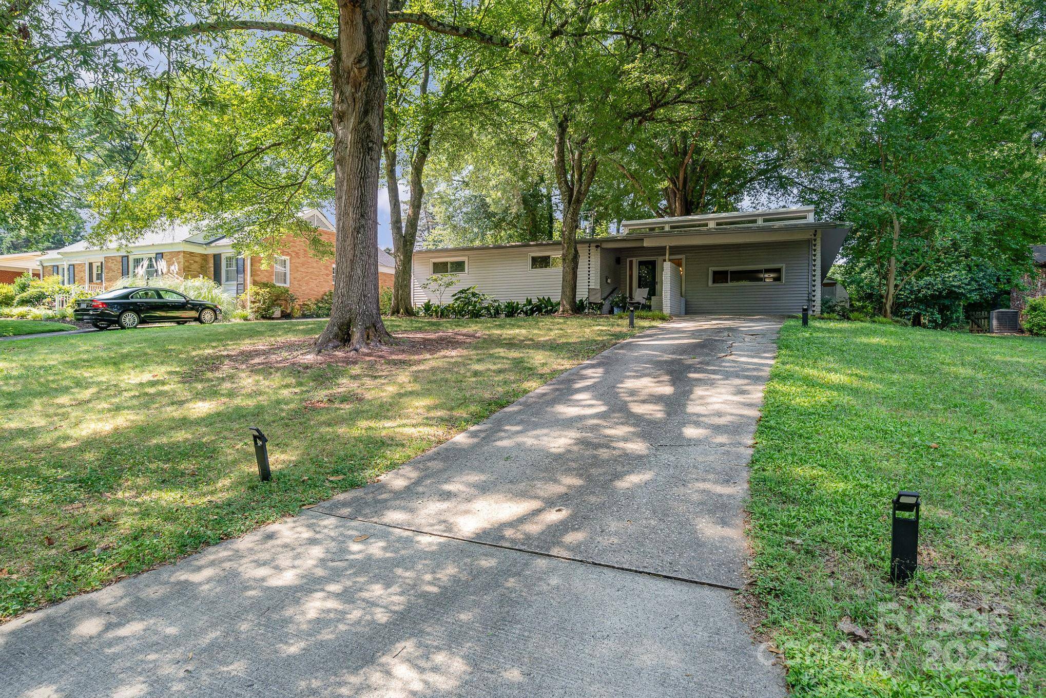 5742 Murrayhill RD, Charlotte, NC 28210