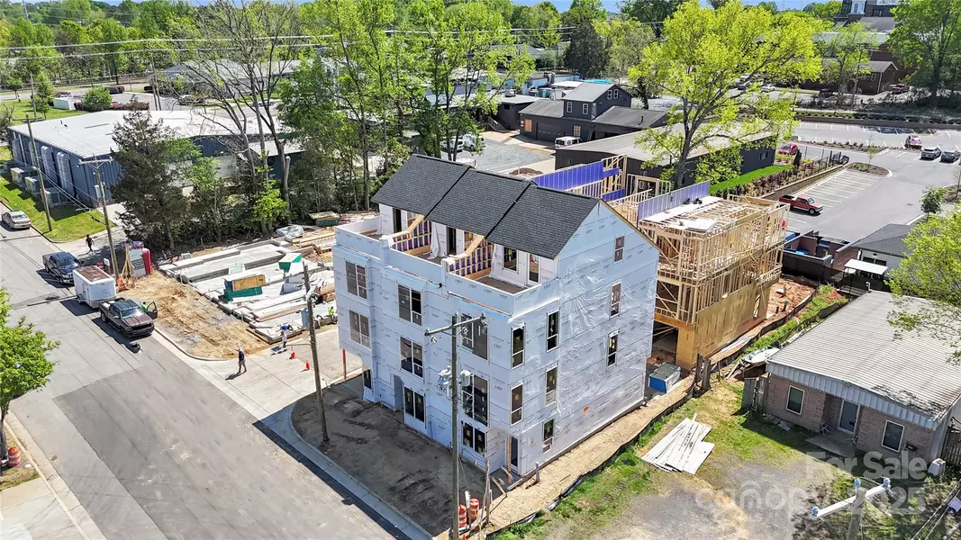 419 DEVENDER LN NE #3, Charlotte, NC 28217