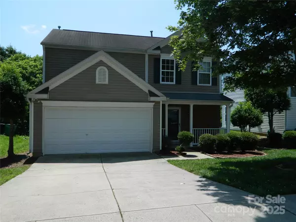 10516 Pickerel LN, Charlotte, NC 28213