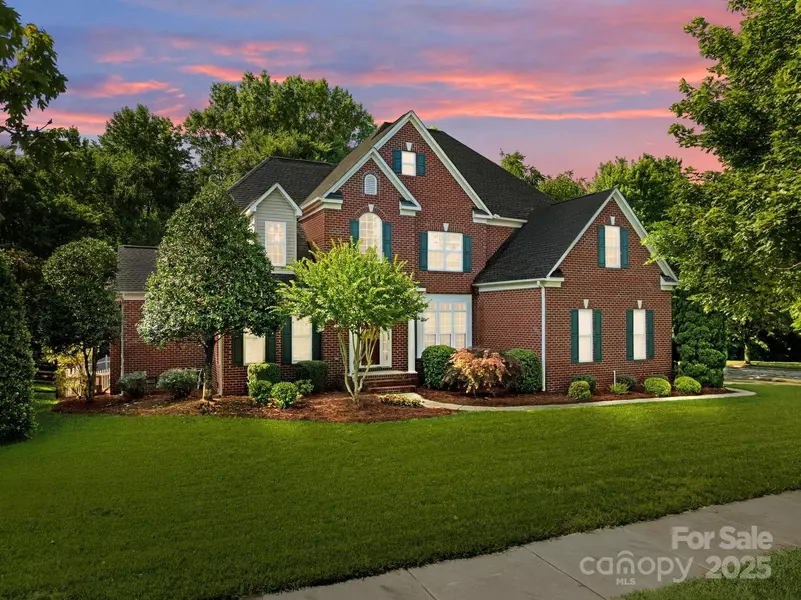 2504 Fallbrook PL, Concord, NC 28027