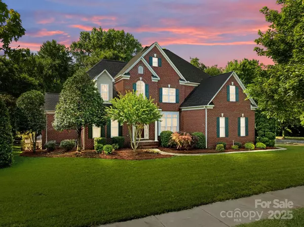 2504 Fallbrook PL, Concord, NC 28027