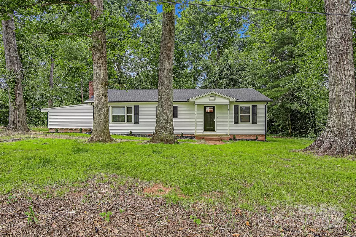 Salisbury, NC 28147,240 Swink AVE