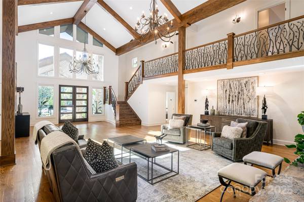 Asheville, NC 28803,268 Holly Arbor LN