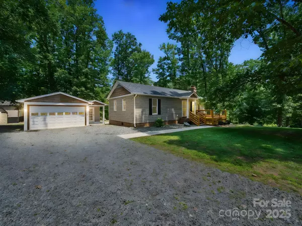 Matthews, NC 28104,2345 Stallings RD