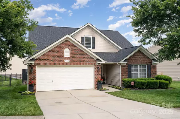 Charlotte, NC 28269,10211 Dominion Village DR