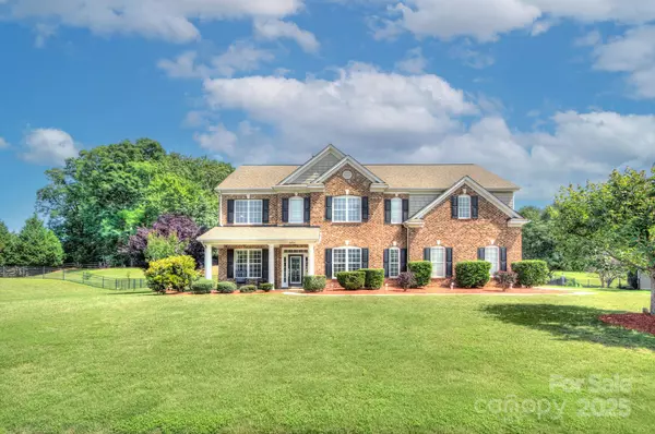 Waxhaw, NC 28173,604 Palmerston LN