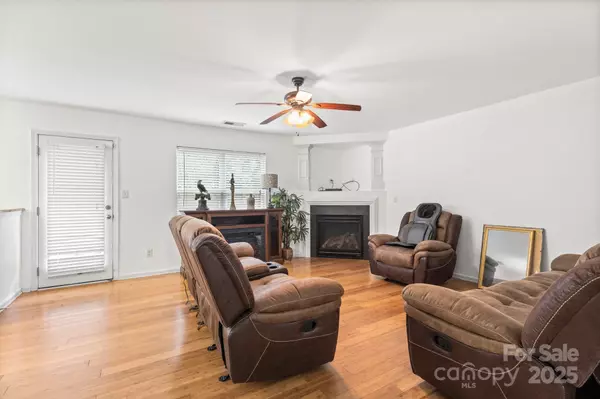 Matthews, NC 28105,9236 Clifton Meadow DR