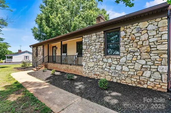 Lincolnton, NC 28092,3372 Lee Lawing RD