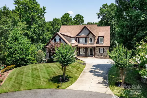 Clover, SC 29710,394 Stone Cliff LN