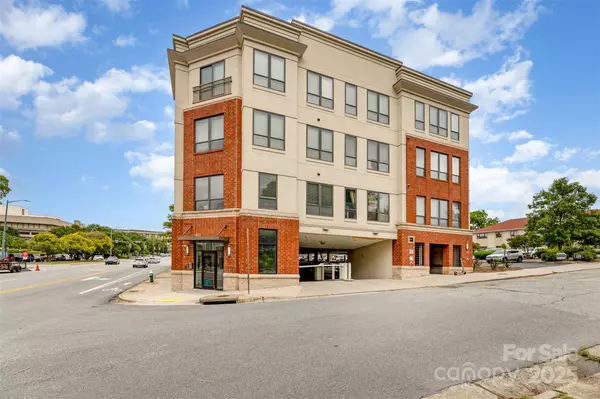 Greensboro, NC 27401,411 W Washington ST
