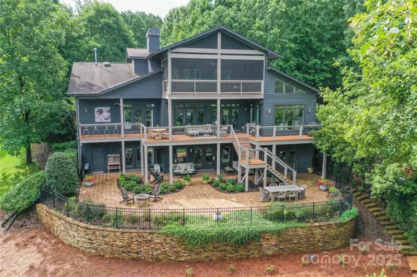 Charlotte, NC 28278,7221 High Point CT