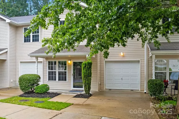 Asheville, NC 28803,120 Alpine Ridge DR