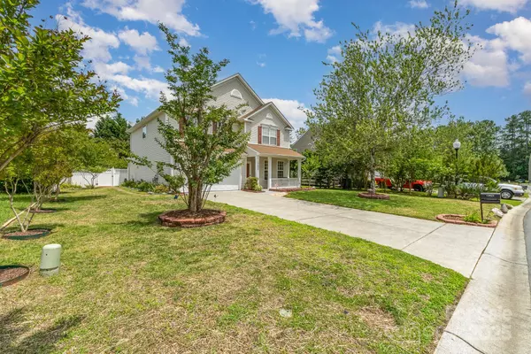 Charlotte, NC 28278,13622 Stringfellow LN