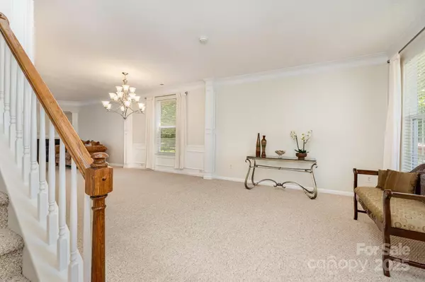 Charlotte, NC 28278,13622 Stringfellow LN