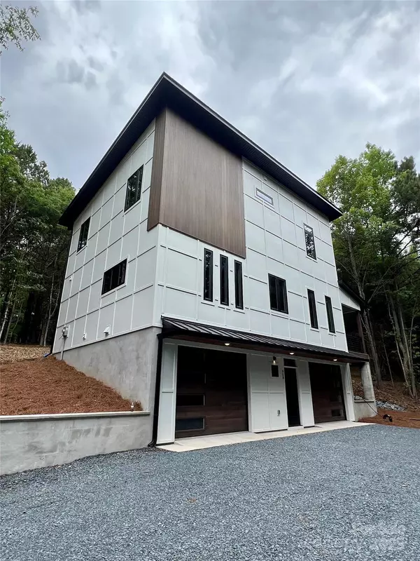 908 Apex DR, Albemarle, NC 28001