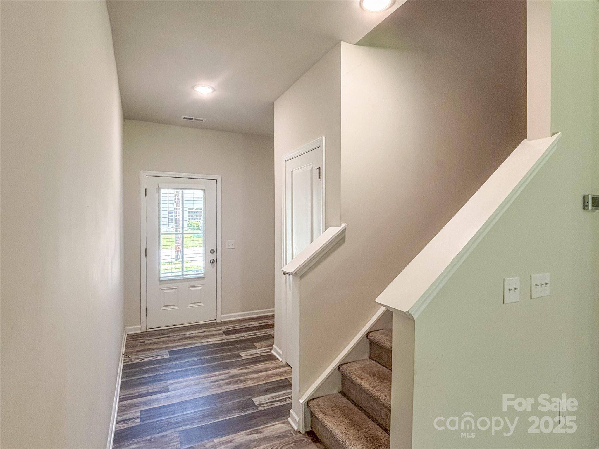 Hickory, NC 28602,414 1st Avenue None SE