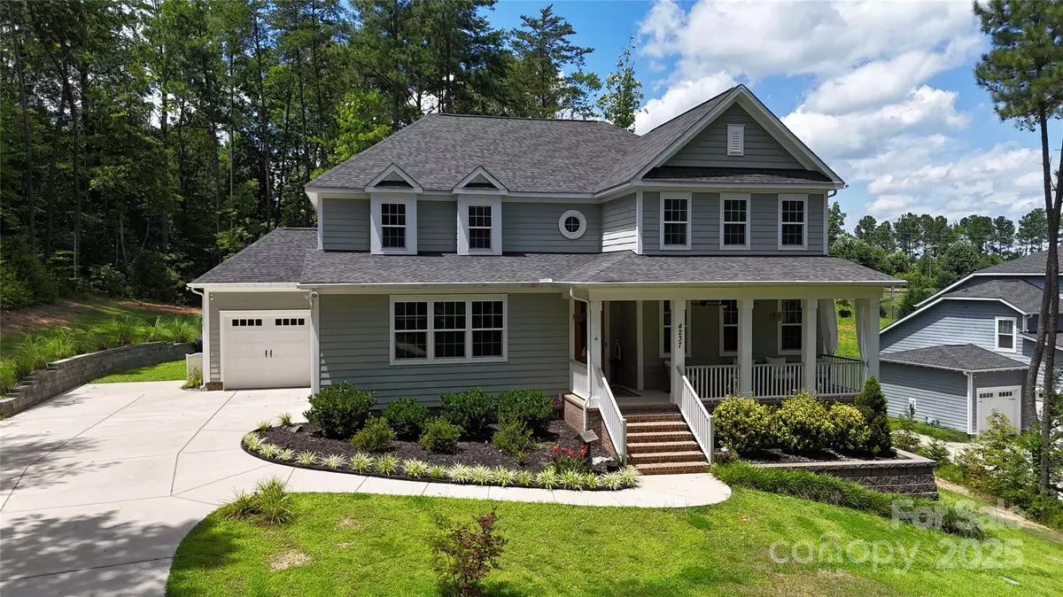 Denver, NC 28037,4237 Island Fox LN
