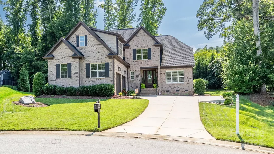 4017 Halyard DR, Denver, NC 28037