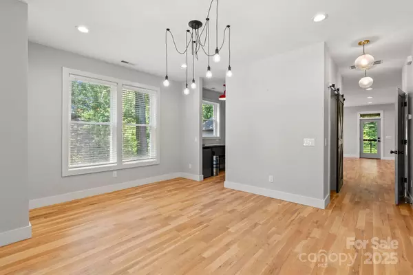 Asheville, NC 28806,83 Talmadge ST