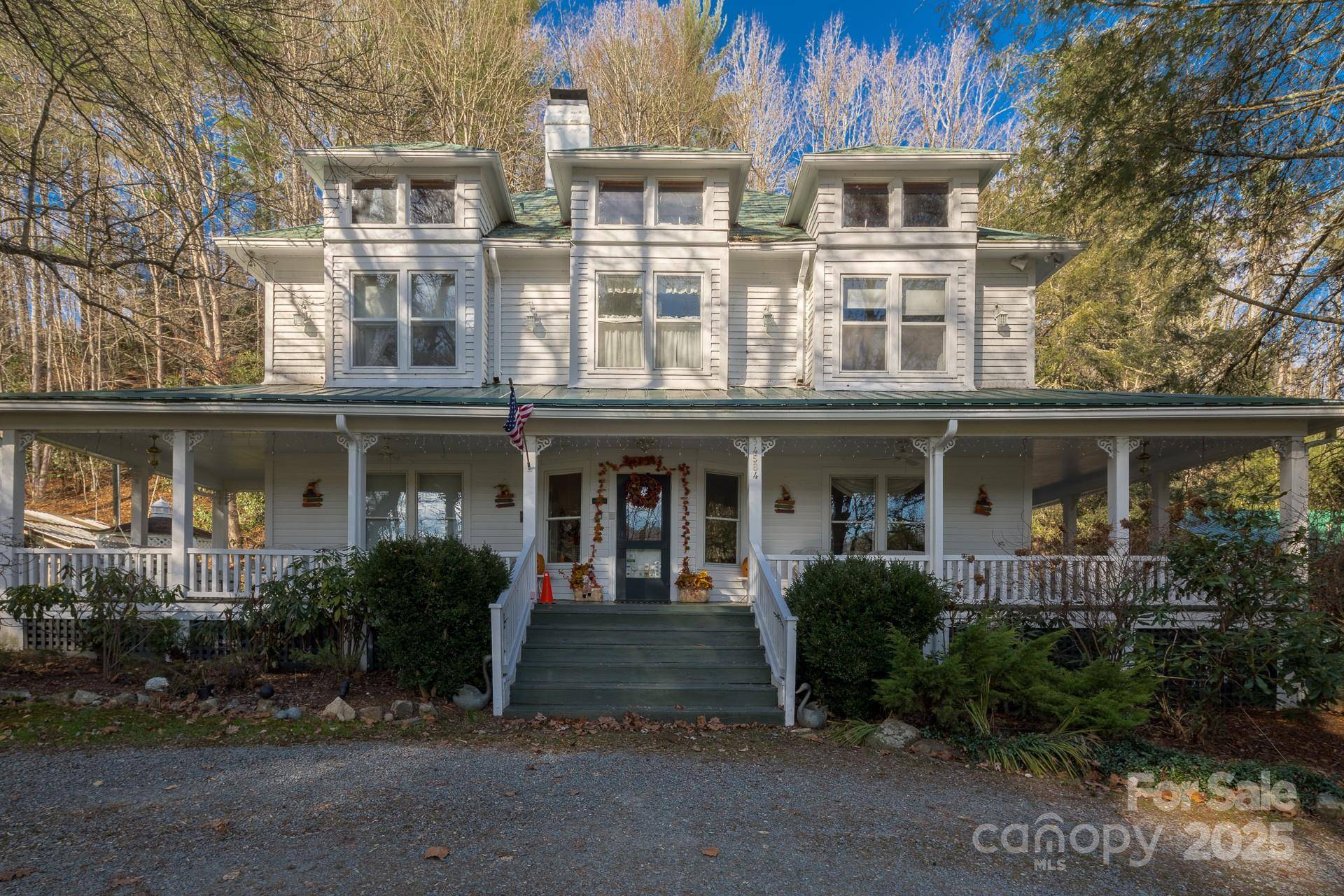 Banner Elk, NC 28604,4584 & 4582 NC Highway 194 None S