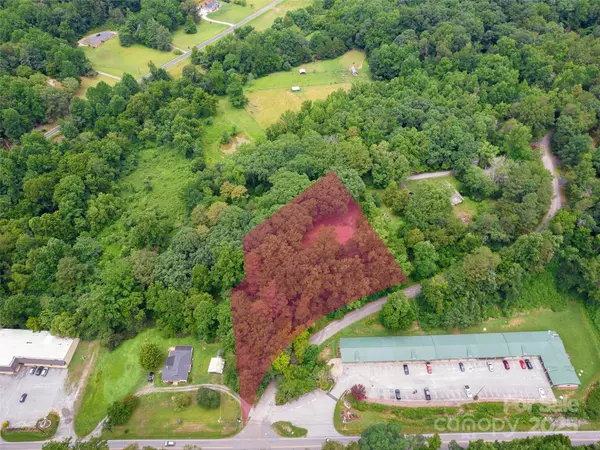91 Ford Ridge LN, Columbus, NC 28722