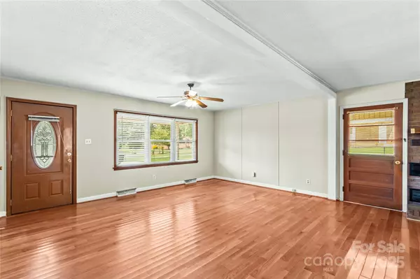 Statesville, NC 28625,124 Island Park LN