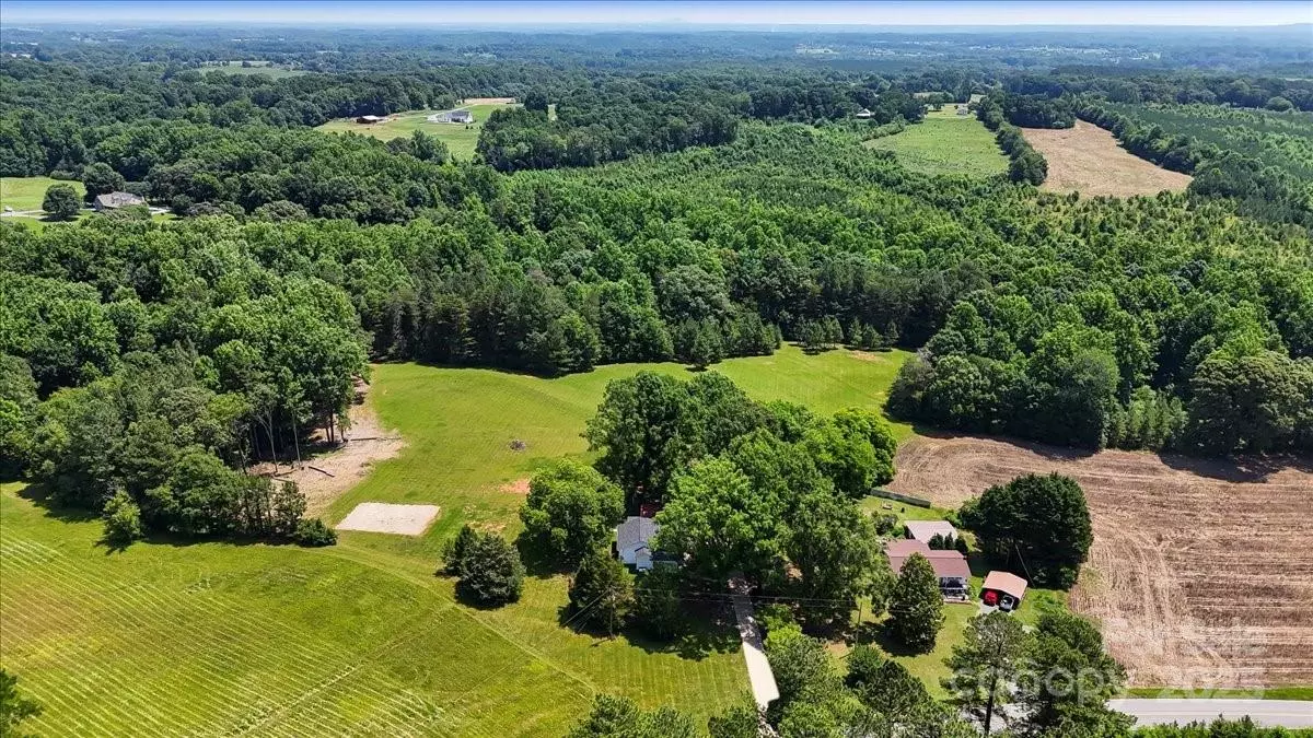 Crouse, NC 28033,5740 Crouse RD
