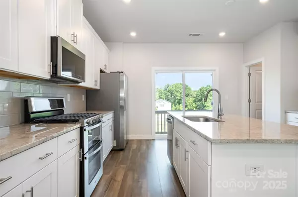 Charlotte, NC 28217,7012 Bryce AVE