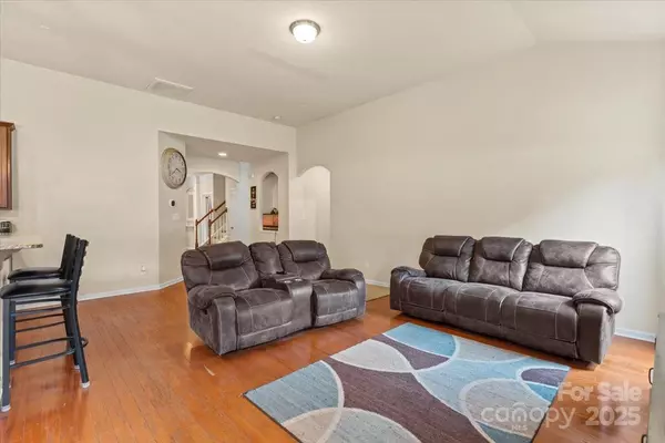 Charlotte, NC 28269,5111 Elementary View DR