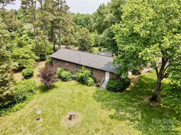 Ellenboro, NC 28040,262 Gene Walker RD