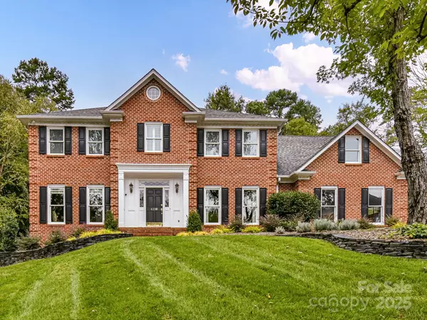 1210 Ilsemont PL,  Matthews,  NC 28105